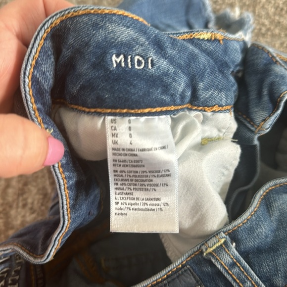 American Eagle Midi Jean Shorts size 0 - Picture 4 of 4